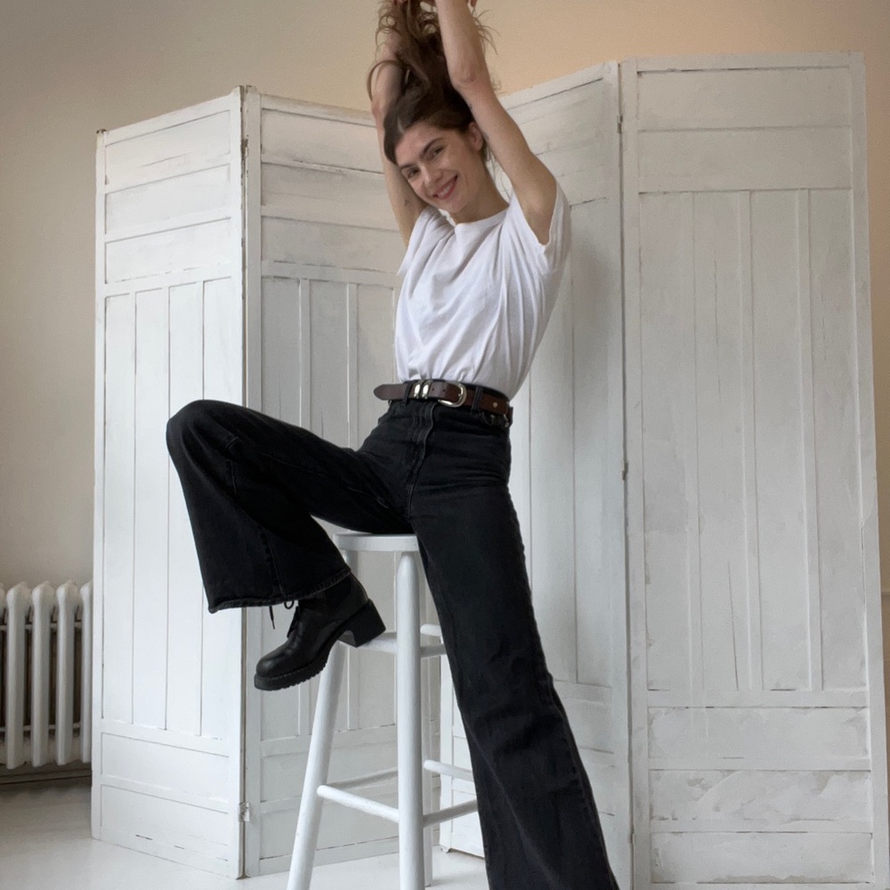 Meet your Posher, Elle Esse Aïche!